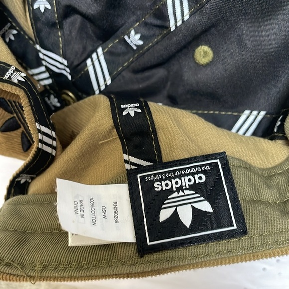 Hat - Picture 3 of 4